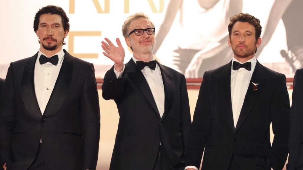 Paper Tiger Debuts to Spirited Ovation as James Gray Tells Audience Cinema Needs You More Than Ever 4 ‘Paper Tiger’ Debuts to Spirited Ovation as James Gray Tells Audience “Cinema Needs You More Than Ever”