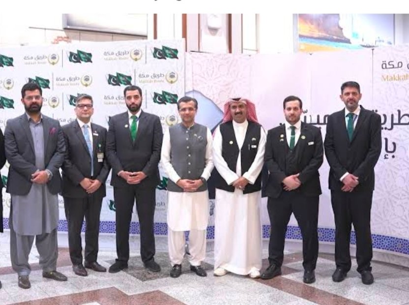 Ali Dar Visits Lahore Airport’s Makkah Route Initiative, Praises Facilities for Pilgrims 5 IMG 20260511 WA2227