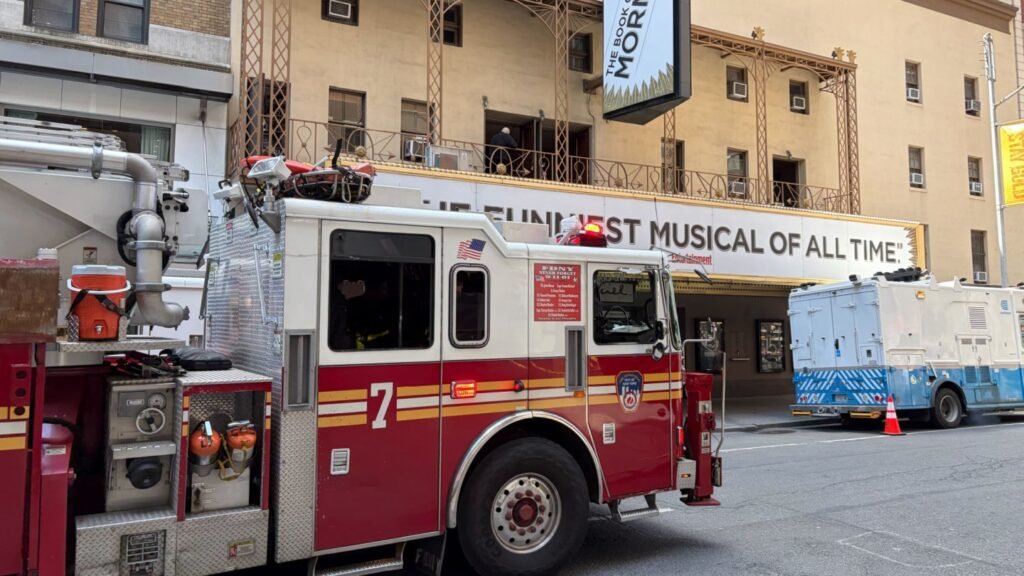 The Book of Mormon Cancels Performances Through May 17 After Fire 30 ‘The Book of Mormon’ Cancels Performances Through May 17 After Fire