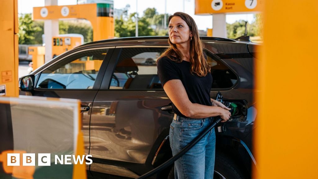 Petrol hits highest price since start of Iran war 11 Petrol hits highest price since start of Iran war