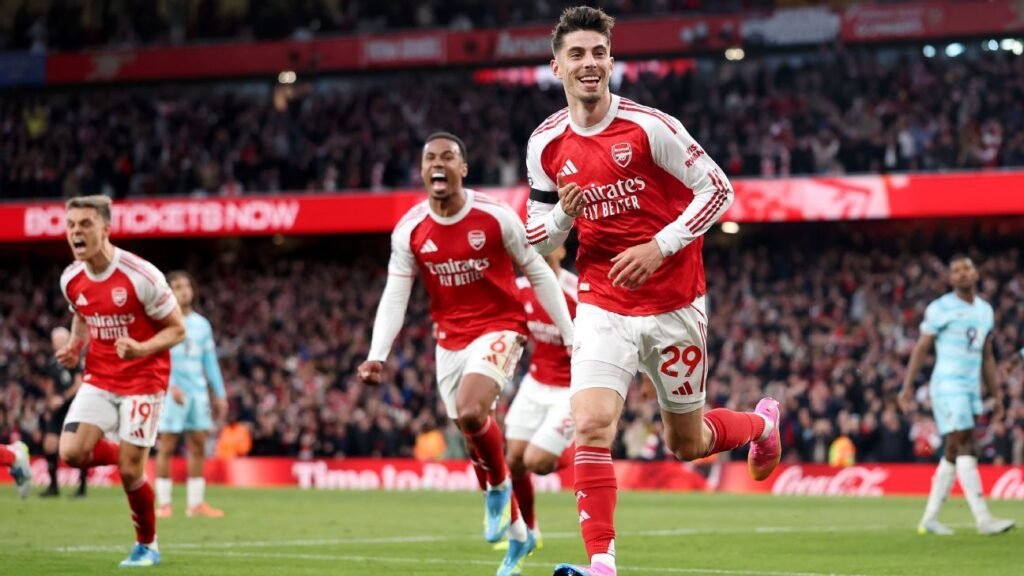 Unconvincing Arsenal close on Premier League title after Burnley win 3 Unconvincing Arsenal close on Premier League title after Burnley win