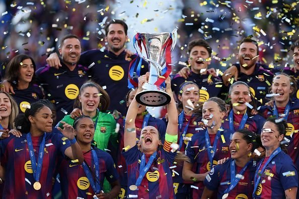 Barcelona routs OL Lyonnes to win UWCL title 4 Barcelona routs OL Lyonnes to win UWCL title