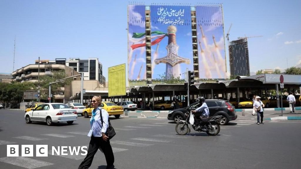 Deal to end fighting would lead to Hormuz reopening, Iran says 18 Deal to end fighting would lead to Hormuz reopening, Iran says