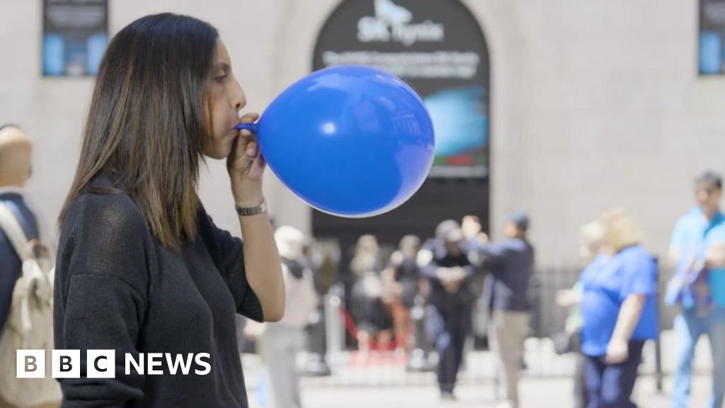 Watch: Is there an AI stock market bubble, and is it ready to burst? 7 Watch: Is there an AI stock market bubble, and is it ready to burst?