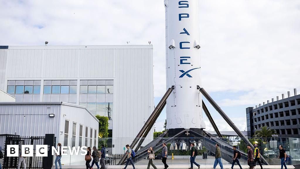 Elon Musks SpaceX valued at nearly $1.8tn ahead of record share sale 13 Elon Musk's SpaceX valued at nearly $1.8tn ahead of record share sale