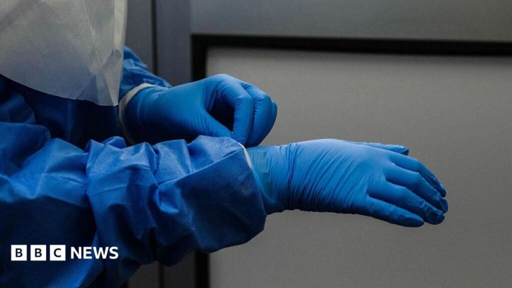France confirms first Ebola case 8 France confirms first Ebola case