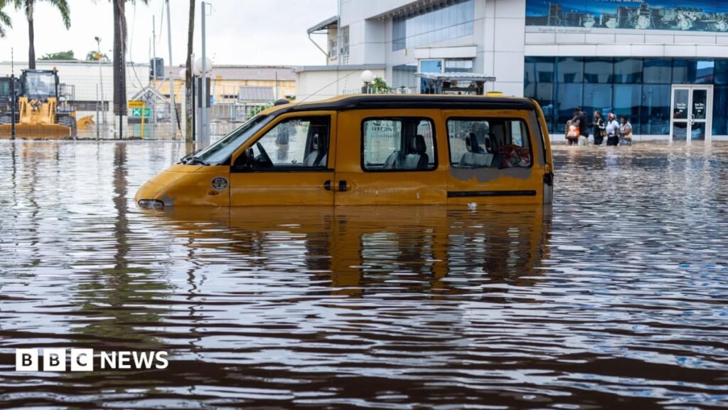 Ghana flooding: At least 13 people killed in Accra after torrential rains 16 Ghana flooding: At least 13 people killed in Accra after torrential rains
