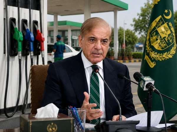 Pakistan Expected to Announce Reduction in Fuel Prices as Global Oil Market Eases 30 IMG 20260618 WA1470