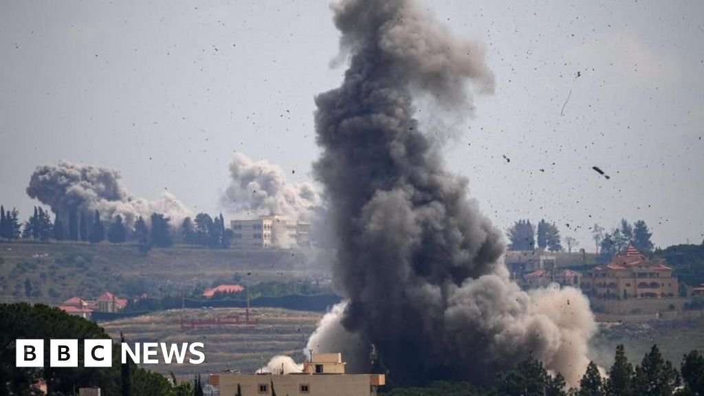 Israel strikes southern Lebanon but partial truce with Hezbollah appears to hold 3 Israel strikes southern Lebanon but partial truce with Hezbollah appears to hold