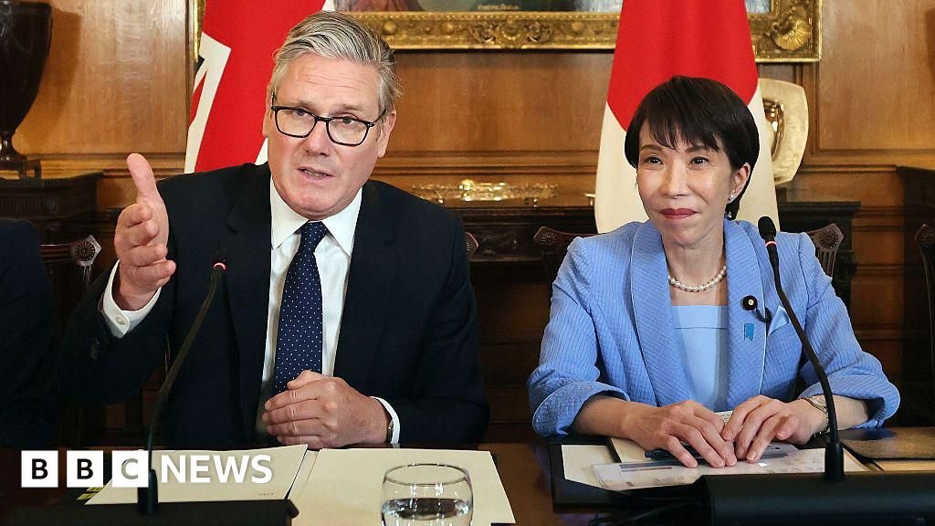 UK and Japan agree £18bn investment deal 3 UK and Japan agree £18bn investment deal