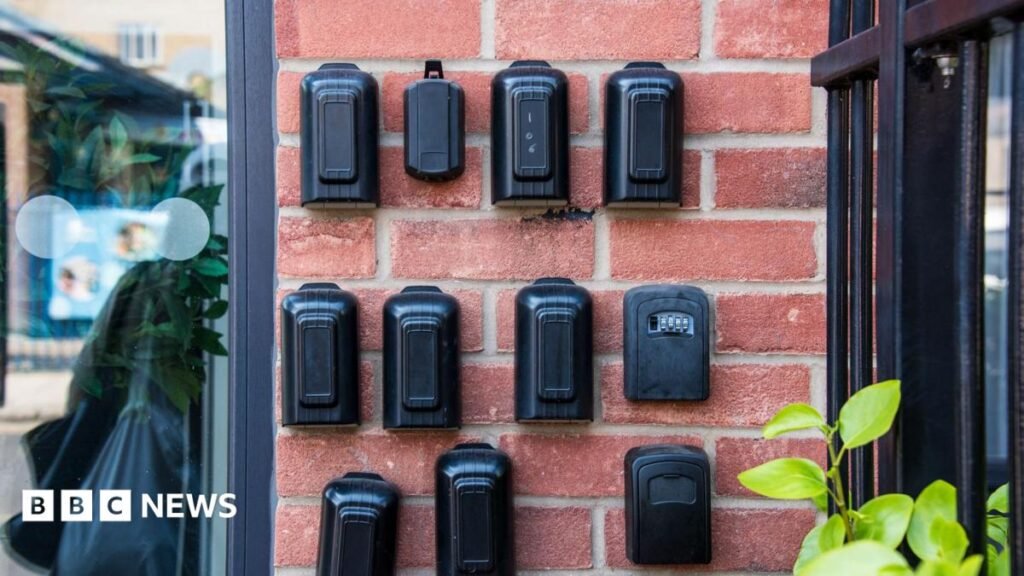Airbnb and local councils crack down on social home listings 25 Airbnb and local councils crack down on social home listings