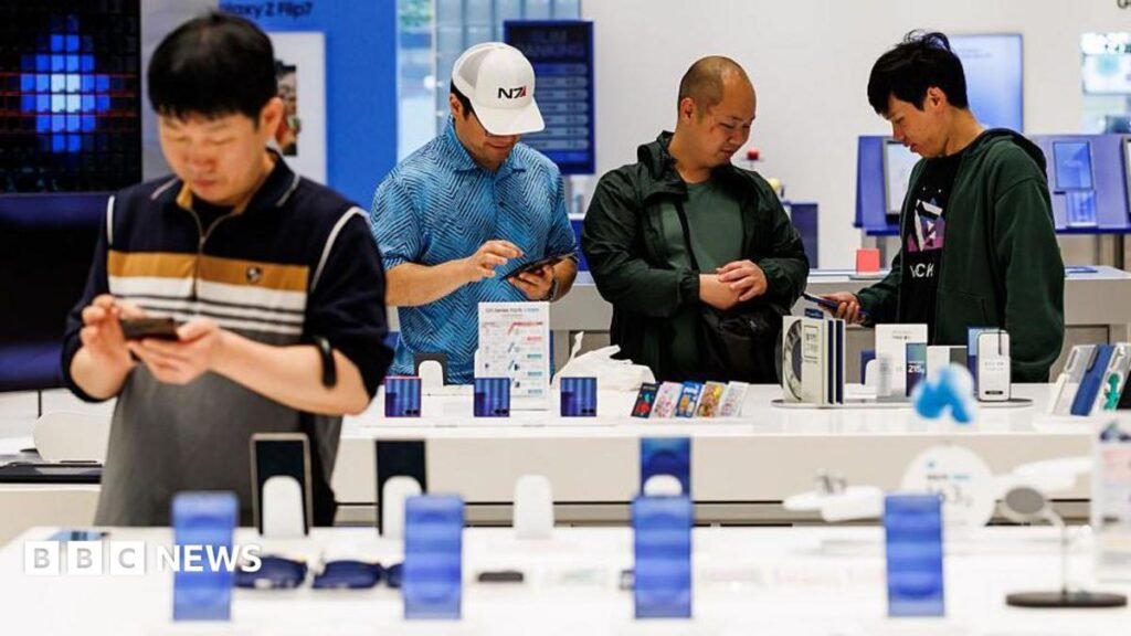 Samsung profits jump 1,800% as AI chip sales soar 4 Samsung profits jump 1,800% as AI chip sales soar