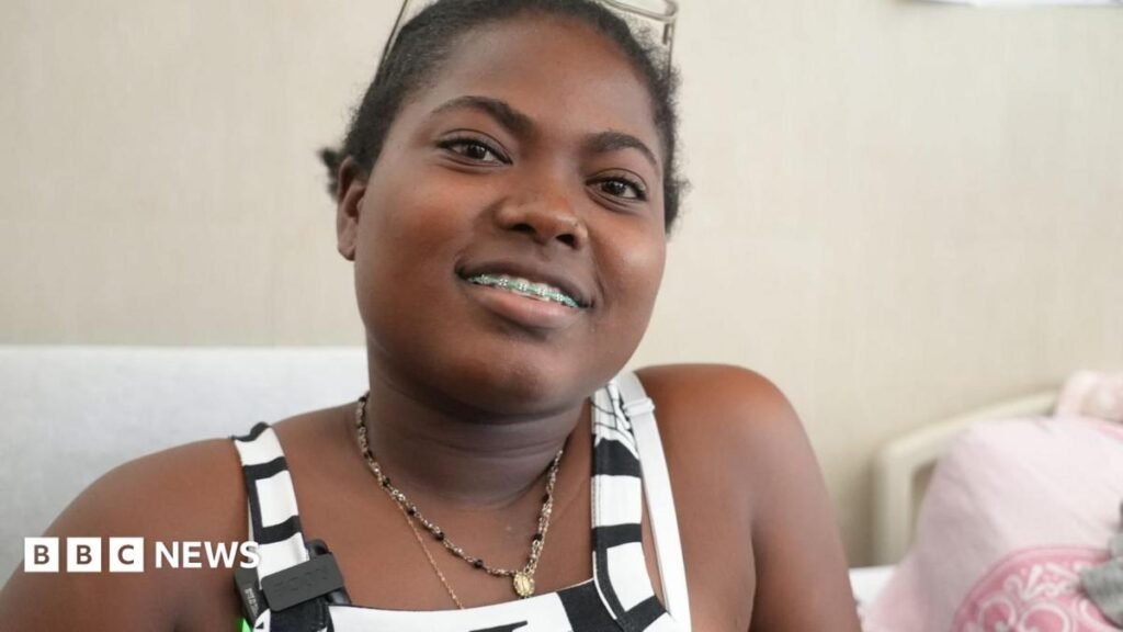 Aunt of Venezuelan boy pulled from rubble tells BBC she will give him mothers warmth 3 Aunt of Venezuelan boy pulled from rubble tells BBC she will give him 'mother's warmth'