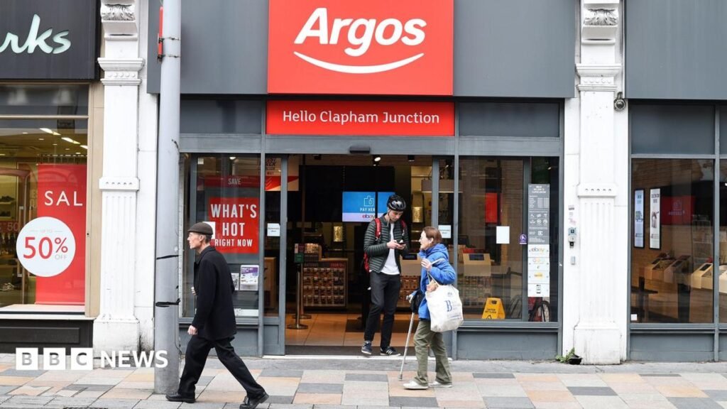 Sainsburys agrees to sell Argos for £120m 27 Sainsbury's agrees to sell Argos for £120m