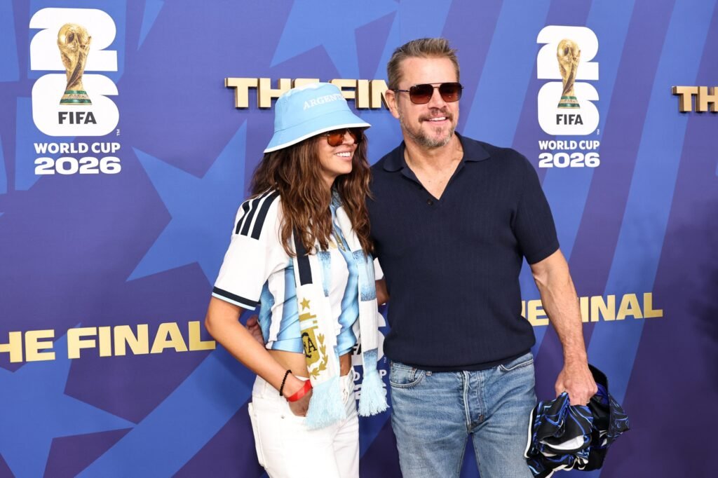 World Cup Final Star-Spotting: Matt Damon, Tom Cruise, Jay-Z, Beyoncé and Timothée Chalamet in Attendance 33 World Cup Final Star-Spotting: Matt Damon, Tom Cruise, Jay-Z, Beyoncé and Timothée Chalamet in Attendance