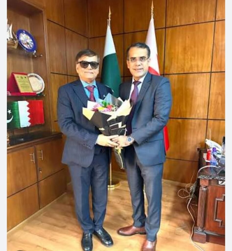 UK-Based PML-N Delegation Meets Barrister Amjad Malik to Discuss Overseas Pakistanis' Welfare 42 IMG 20260716 WA1475