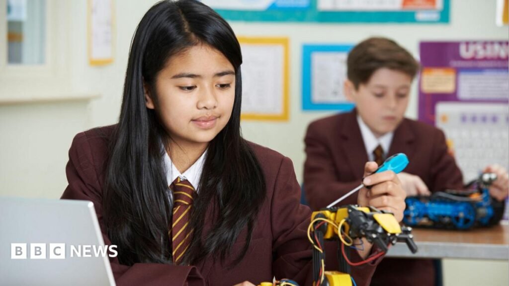 Schools to offer technical subjects to pupils from age 14, Burnham says 36 Schools to offer technical subjects to pupils from age 14, Burnham says