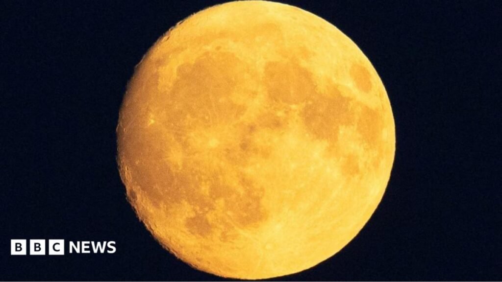 Best places to watch the July Buck Moon in the West of England 16 Best places to watch the July Buck Moon in the West of England