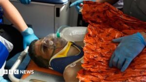 Venezuela quake survivor pulled out alive after eight days on 1 Venezuela quake survivor pulled out alive after eight days on