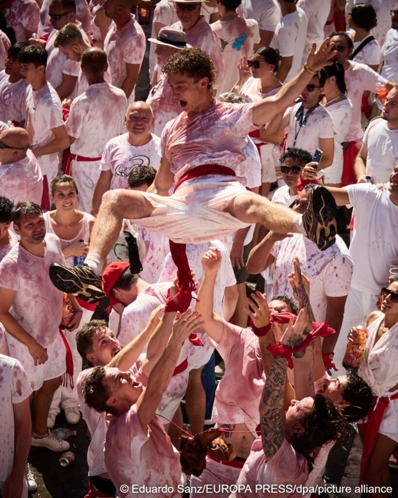 Spain's 'Running of the Bulls' Festival Opens in Pamplona 2 img 20260706 wa26998108282004229954878