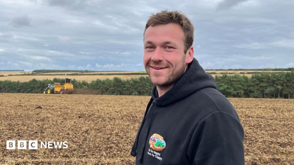 Muck-spreading: The smellier the better as farmers ask for patience 16 Muck-spreading: The smellier the better as farmers ask for patience