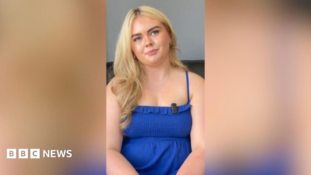 Doctors said I was too young to have endometriosis 10 'Doctors said I was 'too young' to have endometriosis'