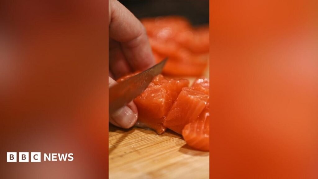 Does salmonella come from salmon? 10 Does salmonella come from salmon?
