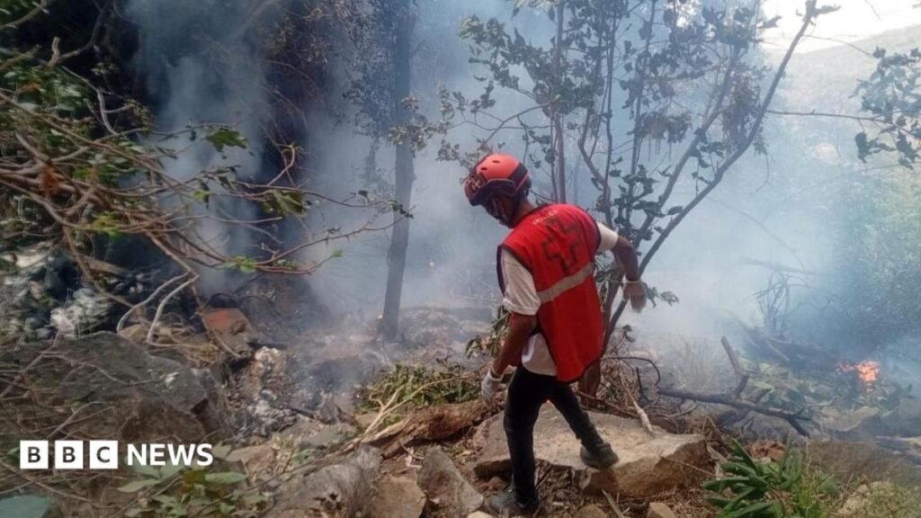 Ecuador intelligence chief and five Americans killed in Kenya helicopter crash 26 Ecuador intelligence chief and five Americans killed in Kenya helicopter crash