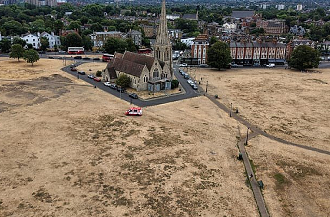 UK two-thirds in drought; July the driest month in nearly 190 years 3 ENGLAND 110826 d