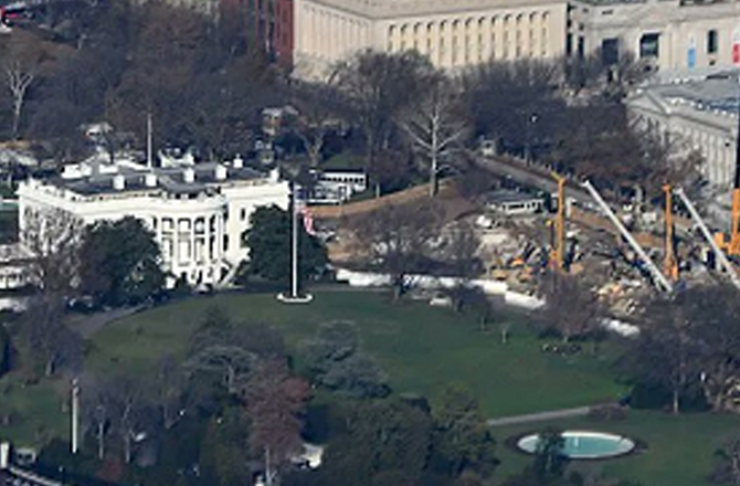 US Supreme Court Allows White House Ballroom Construction to Continue 33 ball 220826 d