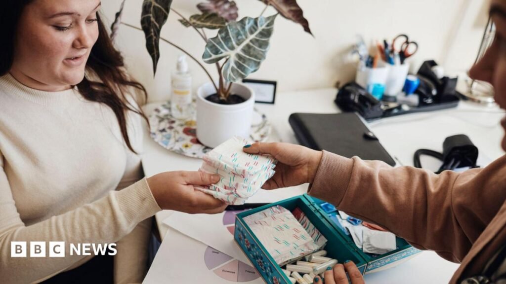 Gen Z women are teaching their mums about cycle syncing and periods 3 Gen Z women are teaching their mums about cycle syncing and periods