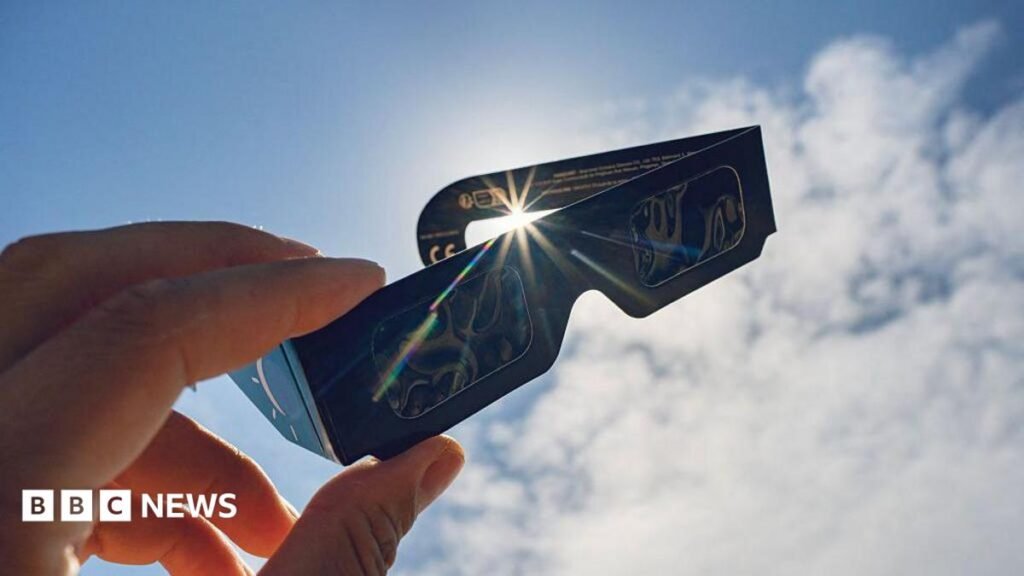 Solar eclipse chasers scramble for glasses as stocks run low 7 Solar eclipse chasers scramble for glasses as stocks run low