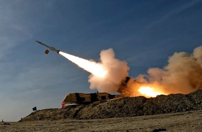 US economic offensive against Iran draws Tehran’s ire — threats of new, more precise weapons 26 hathyar 200826 d