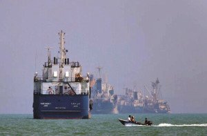 U.S. establishes secret maritime corridor through Strait of Hormuz to keep oil flowing 33 hourmuz l