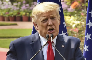 Truth Social: "Early Access" to Trump's Posts Sold for $100,000 a Month, Sparks Controversy 26 trump 3826 l