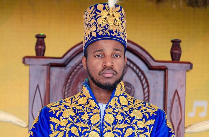 World's Youngest King, Oyo, Dies at 34; Uganda Mourns 33 yuganda 2809 d