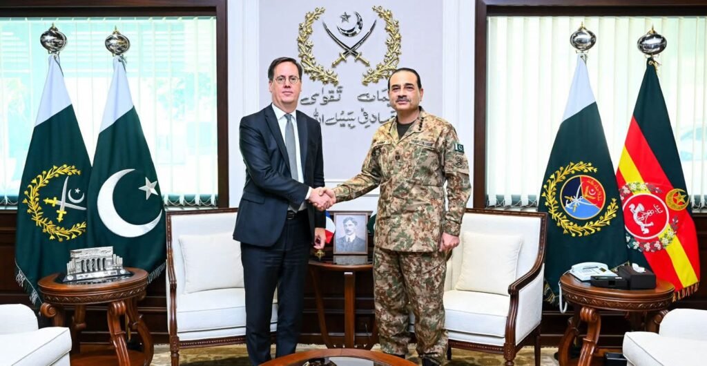 France's Secretary General for Defence and National Security Meets Pakistan Army Chief 23 FB IMG 1790084387891