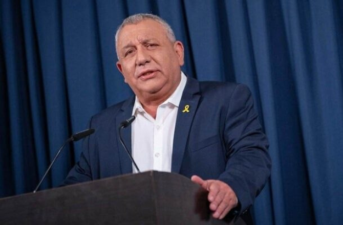 Israeli poll shows Eisenkot ahead of Netanyahu in head-to-head prime minister preference