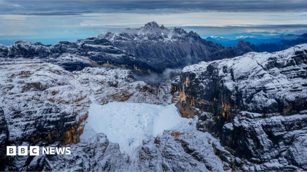 Indonesia Carstensz Pyramid: Papuas eternal snow on Puncak Jaya is about to disappear forever 14 Indonesia Carstensz Pyramid: Papua's 'eternal snow' on Puncak Jaya is about to disappear forever