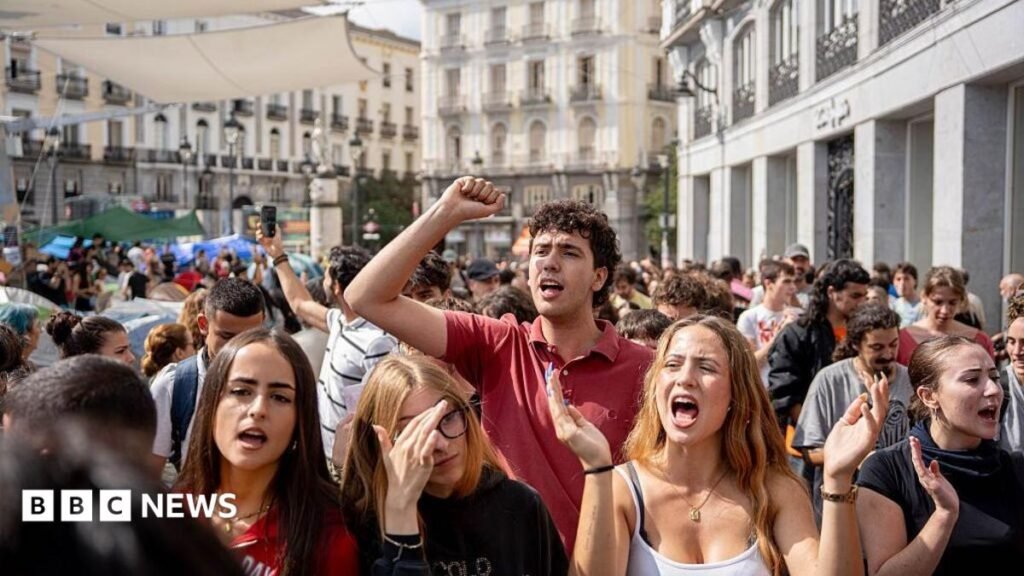 Spain announces new housing measures after protests over 87-year-old womans eviction 19 Spain announces new housing measures after protests over 87-year-old woman's eviction