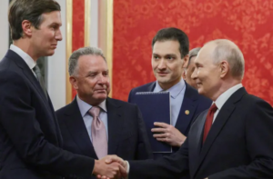 Putin discusses Trump’s Ukraine peace proposal with US envoys 1 rusia 060926 d
