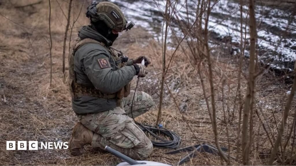 Ukraine war: Why is Starlink internet so important on the battlefield? 3 Ukraine war: Why is Starlink internet so important on the battlefield?