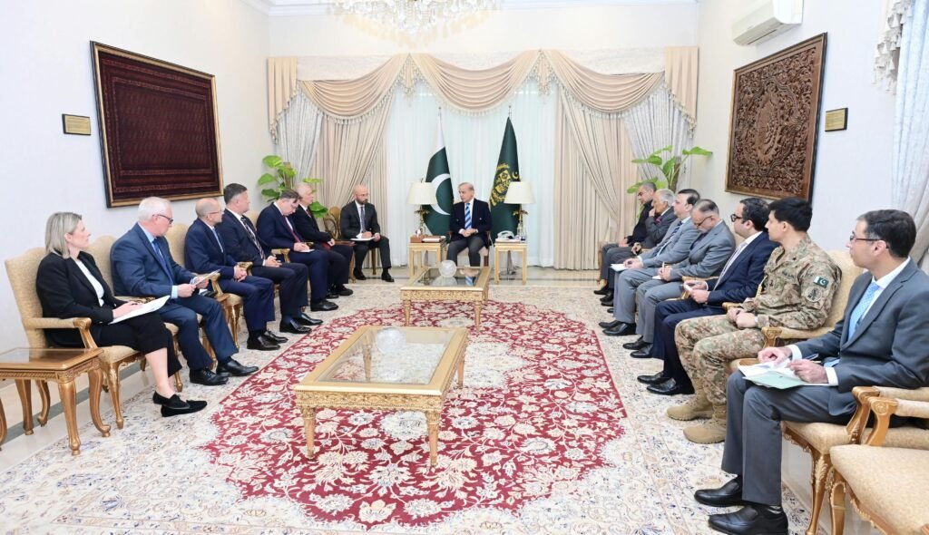 PM Shehbaz Sharif Meets Polish Minister Tomasz Siemoniak, Stresses Stronger Bilateral Ties 4 IMG 20261005 WA1465