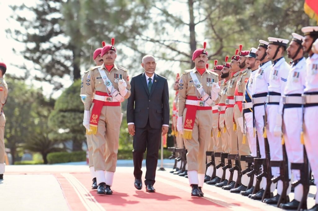 Maldives President Dr Mohamed Muizzu Accorded Warm Welcome, Guard of Honour at PM House 4 IMG 20261021 WA1383