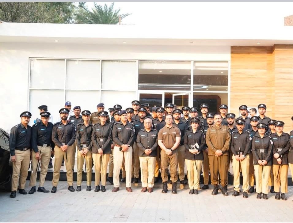 Punjab Governor Urges Police Officers to Make Decisions Strictly on Merit 33 IMG 20261023 WA2420