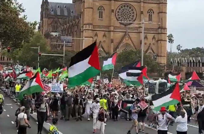 Australia: Pro-Palestine protests nationwide, demands for arms embargo on Israel 29 au 071026 d