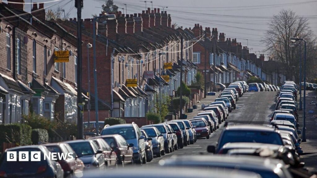 Companies exploiting welfare system by using residents as cash cows, BBC finds 28 Companies exploiting welfare system by using residents as 'cash cows,' BBC finds