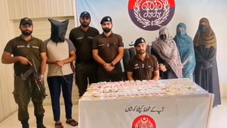 سیالکوٹ پولیس کی شاندار پیشہ ورانہ کامیابی — گھر میں چوری کی بڑی واردات کا معمہ قلیل مدت میں حل