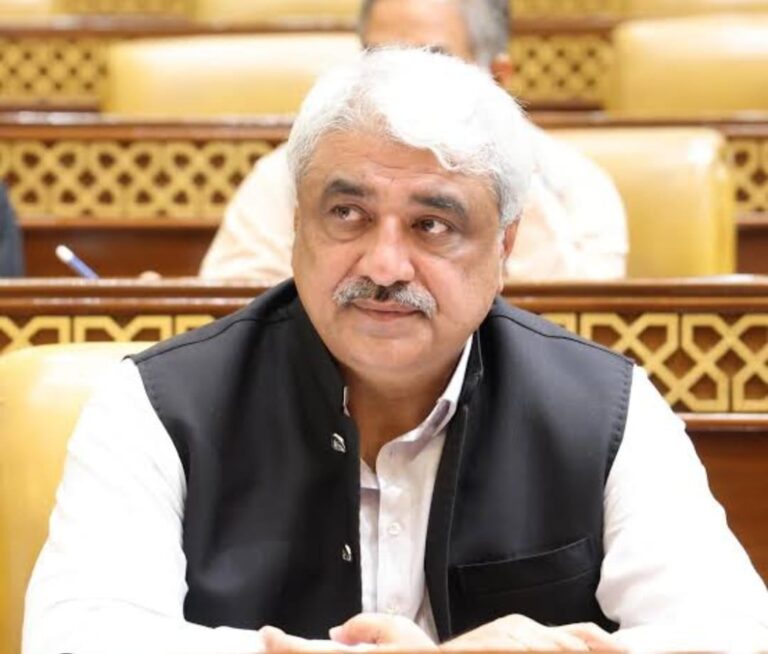 صوبائی وزیر صحت خواجہ سلمان رفیق کا میڈیا پر صحت کارڈ کے حوالہ سے چلنے والی خبر کے بارے میں اہم بیان