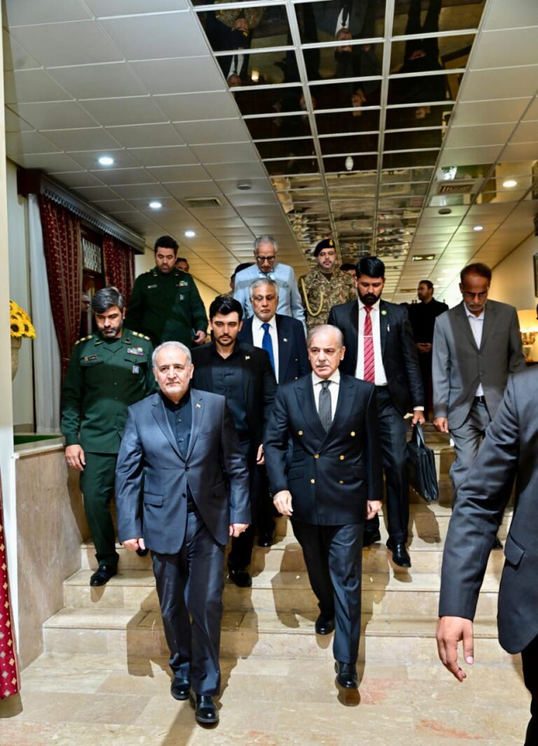 وزیر اعظم محمد شہباز شریف نے آج اسلام آباد میں اسلامی جمہوریہ ایران کے سفارت خانے کا دورہ